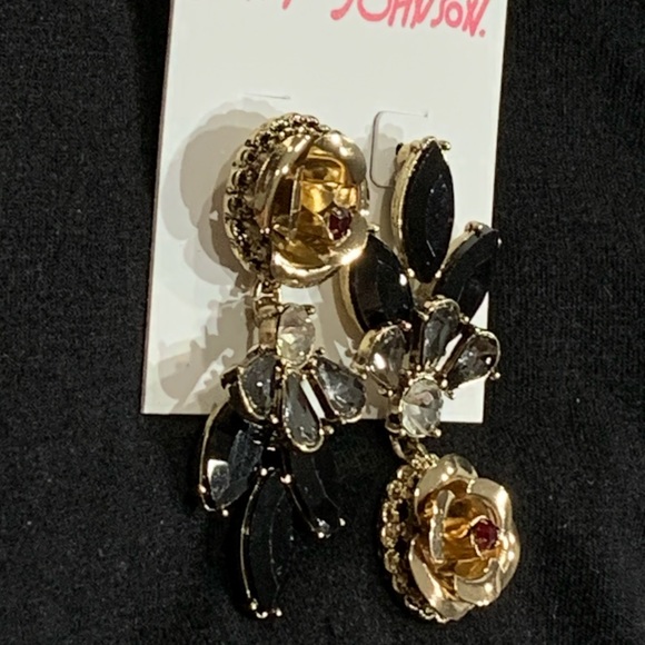 BETSEY JOHNSON Roses & Ombré Crystals DROP POST EARRINGS! Floral Mismatch Gold - Picture 3 of 6